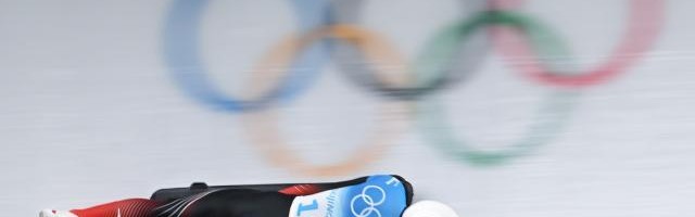 开云体育入口-闫文港翻开历史新篇 中国钢架雪车实现零奖牌突破