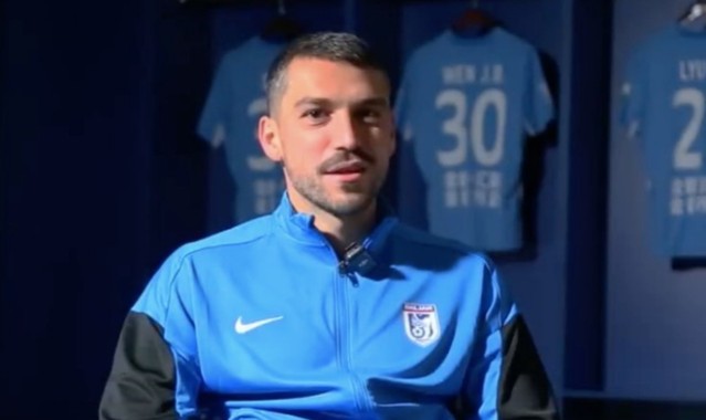 好消息！斯坦丘亲口表态：愿推荐中国球员去欧洲留洋|王博|中国足球|联赛|尼古拉·斯坦丘|大连英博_新浪新闻