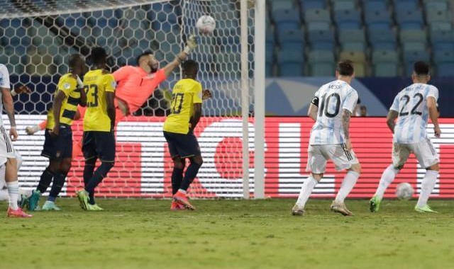 开云体育下载-美洲杯进2任意球 58对56 梅西任意球破门数超C罗