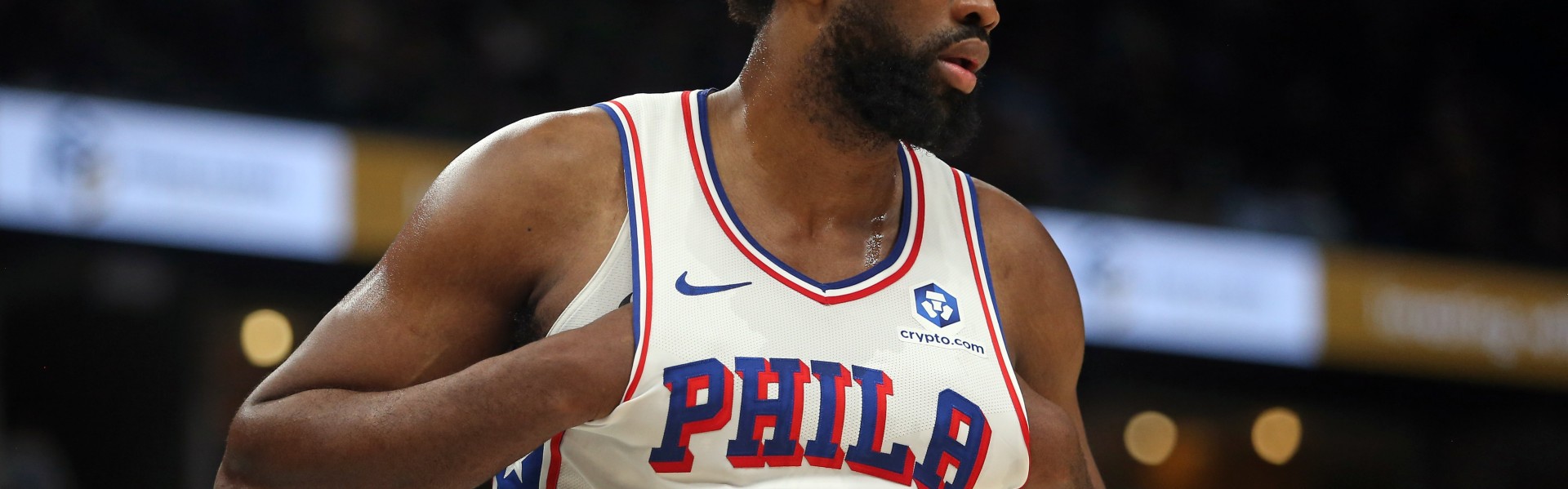 开云体育APP下载-当场就报！恩比德封盖班凯罗 下一回合班凯罗立马回敬