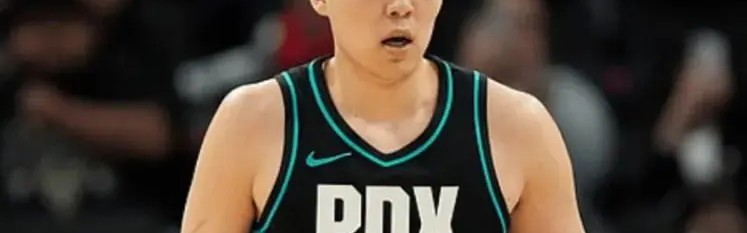 开云体育下载-杨瀚森首节出战5分钟，1投0中，得到0分3篮板0助攻