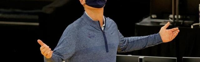 开云APP-为年轻交学费 勇士的挣扎赛季给科尔上了三节课